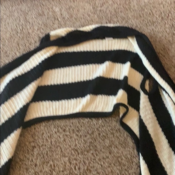 Sweater Shrug - Picture 2 of 2